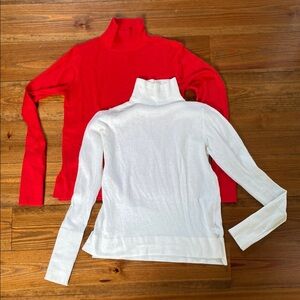 Zara Red & White Mock Turtleneck Knit Sweaters (set of 2)❤️🤍